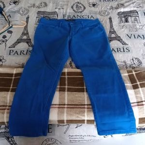 Blue Levi Mid rise skinny jeans